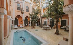 Riad Le Perroquet Bleu Suites&Spa
